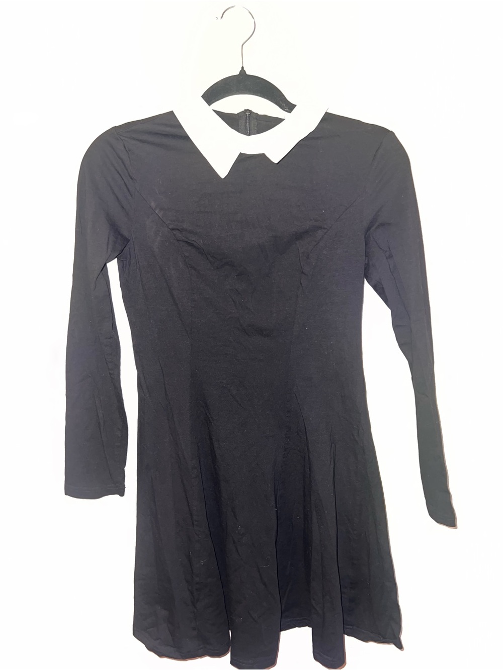 Wednesday Addams Costume-Black Long-Sleeve Dress with White Pointed Collar